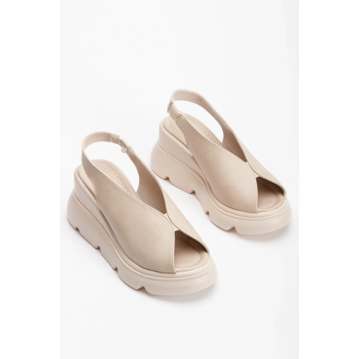 Kadın Kalın Tabanlı Günlük Sandalet Bej