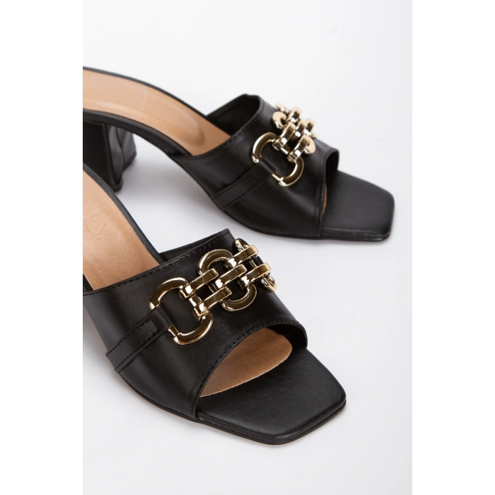 Kadın Kalın Topuklu Tokalı Terlik Siyah