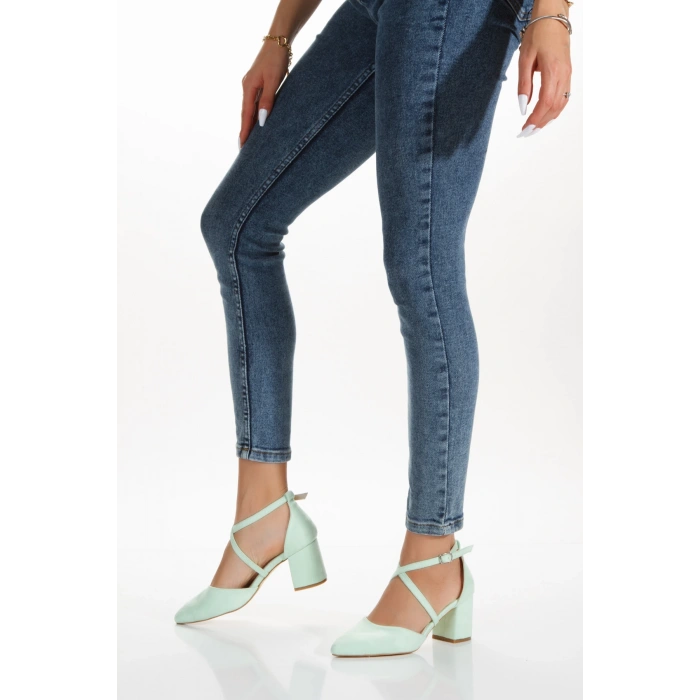Kadın Kısa Kalın Topuklu Günlük Ayakkabı Yeşil