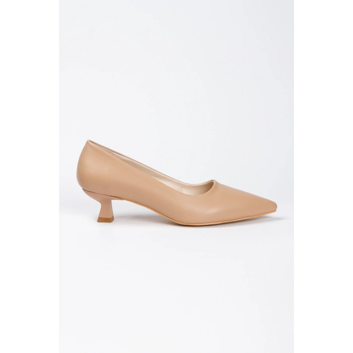 Kadın Sivri Burunlu Kısa Topuklu Stiletto Nude