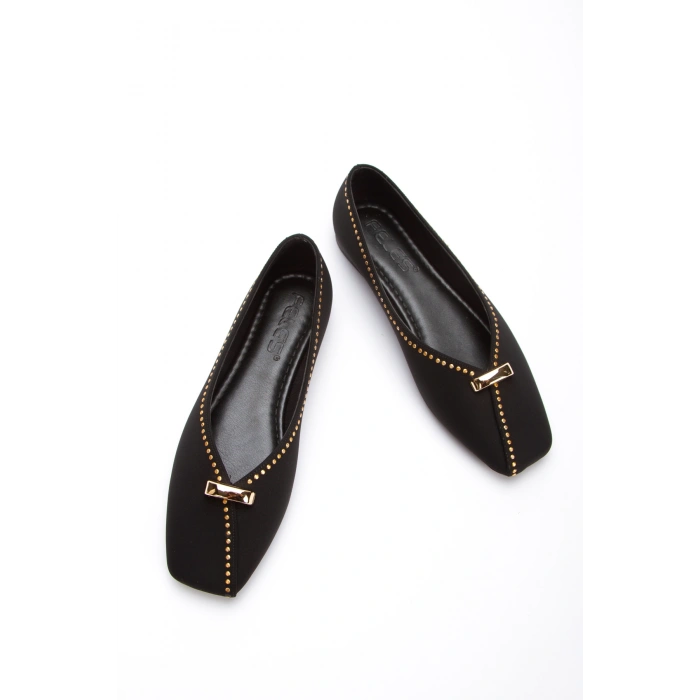 Kadın Siyah Süet Küt Burunlu Aksesuarlı Babet