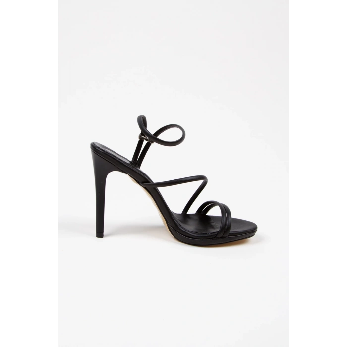 Kadın Yazlık 10 Cm Ince Topuklu Ayakkabı Ve Çanta Takımı Siyah