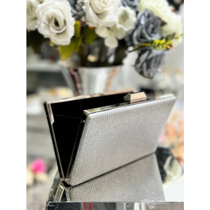 Kadın Yazlık Gümüş Suni Deri Topuklu Ayakkabı Ve Çanta Takımı