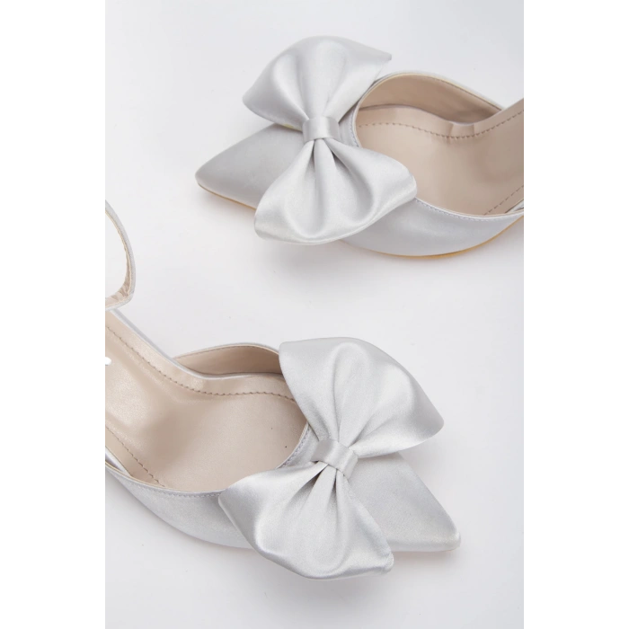 Kadın Yazlık Papyonlu Ayakkabı Gri Saten