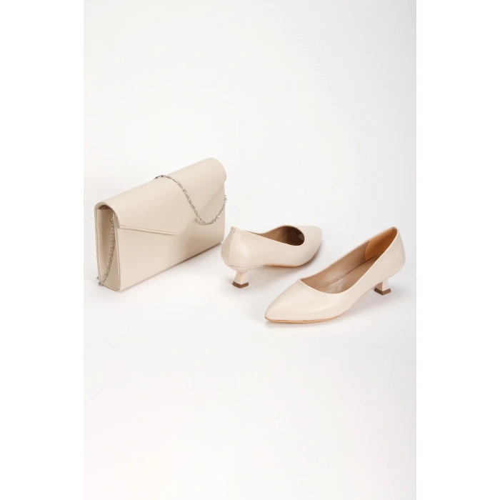 Kısa Topuklu Sivri Burunlu Stiletto ve Çanta Takımı Bej