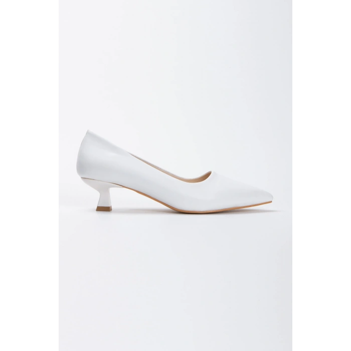 Kısa Topuklu Sivri Burunlu Stiletto ve Çanta Takımı Beyaz