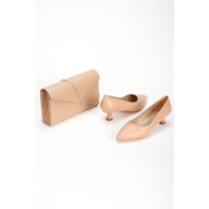 Kısa Topuklu Sivri Burunlu Stiletto ve Çanta Takımı Nude
