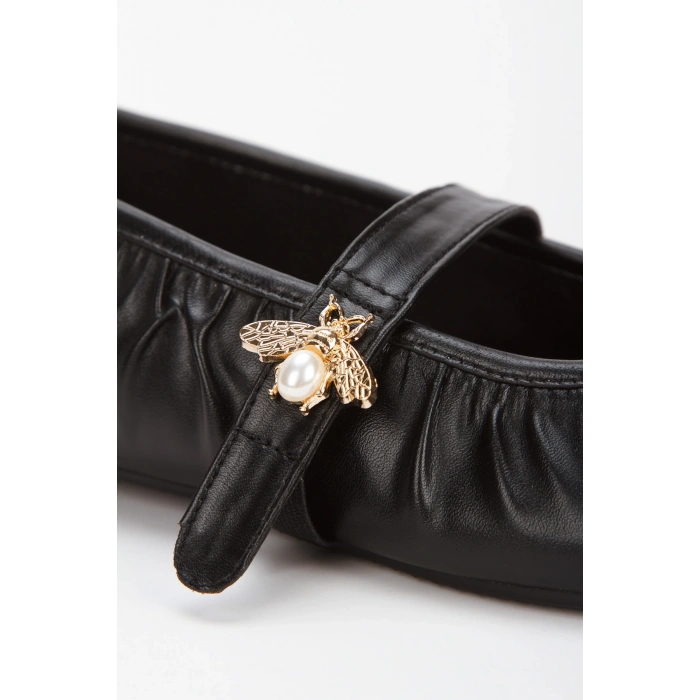 Siyah Esnek Düz Tabanlı Büzgülü Babet