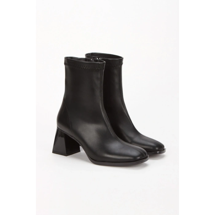 Siyah Kalın Topuklu Streç Bot