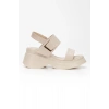 Kadın Cırt Detaylı Şık Sandalet Bej