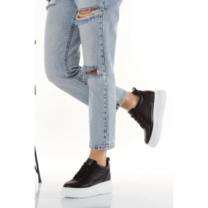 Kadın Kalın Tabanlı Spor Ayakkabı Siyah