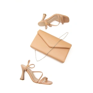 Kadın Yazlık Ince Topuklu Ayakkabı Ve Çanta Takımı Nude