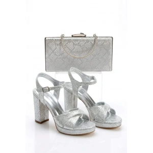 Gümüş Yılan Desenli Hafif Platform Topuklu Abiye Ayakkabı ve Çanta Takımı