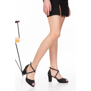 Kadın Siyah Kalın Topuklu Abiye Ayakkabı