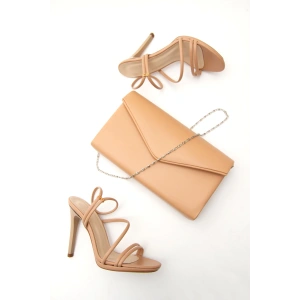 Kadın Yazlık 10 Cm Ince Topuklu Ayakkabı Ve Çanta Takımı Nude