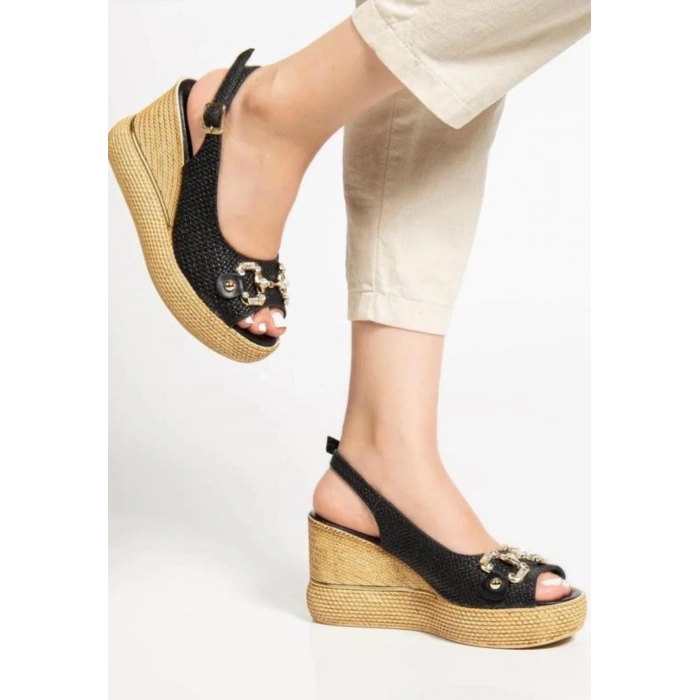 Caver Siyah Cilt Dolgu Topuk Sandalet