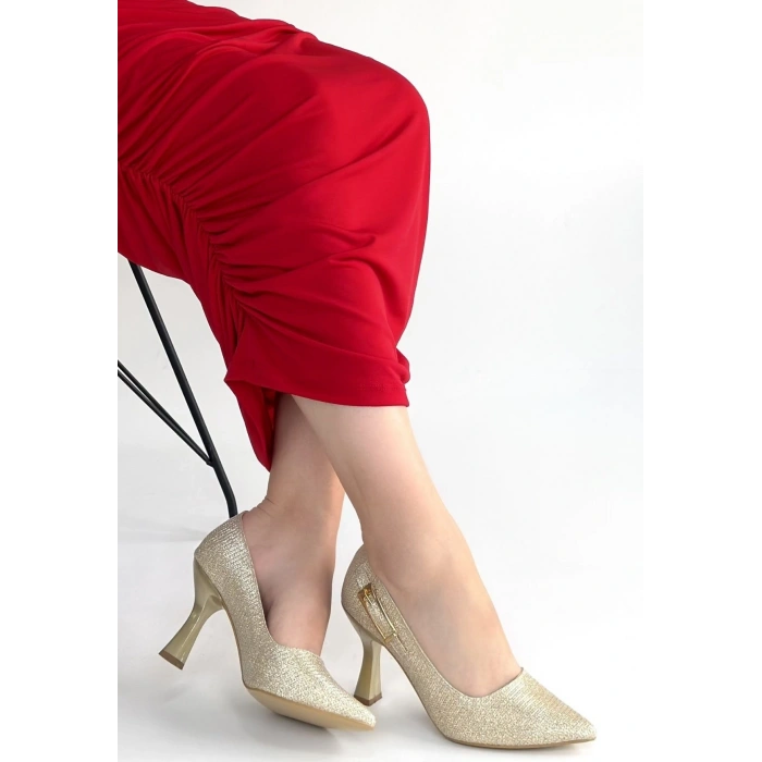 Cerin Gold Saten Simli Topuklu Ayakkabı