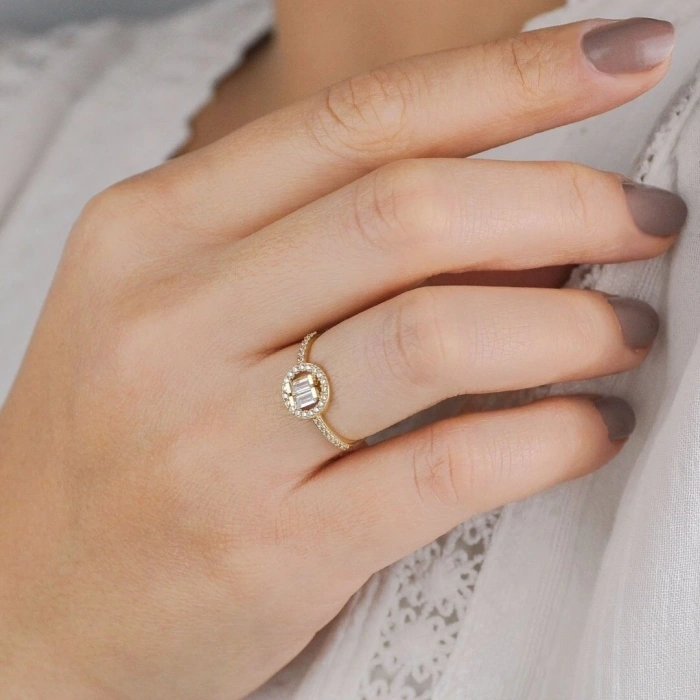 14 Ayar Altın Oval Baget Yüzük