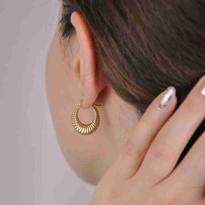 14 Ayar Altın Süzme Midye Halka Küpe