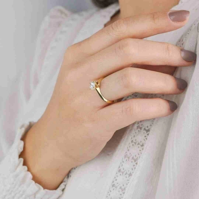 14 Ayar Altın Tektaş Yüzük