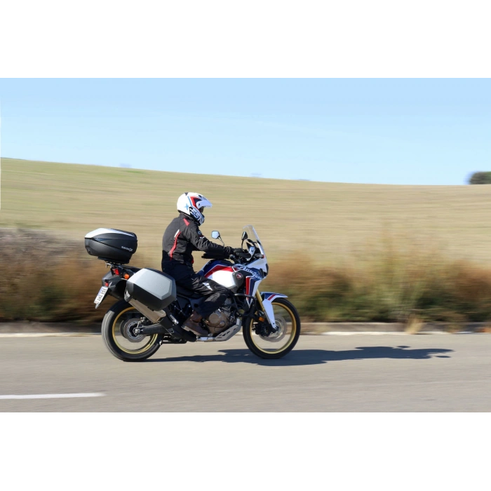 SHAD SH-59X ARKA ÇANTA (GENİŞLEYEBİLEN MODEL)