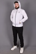 Beyaz Fermuarlı ve Cepli İç Astarlı Yağmurluk