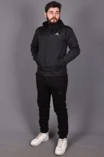 Siyah Fermuarlı ve Cepli İç Astarlı Yağmurluk