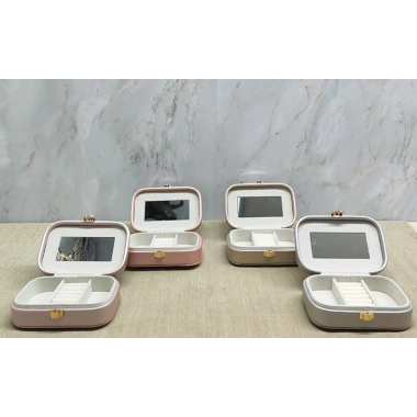 15x15 cm Makyaj Ve Takı Kutusu