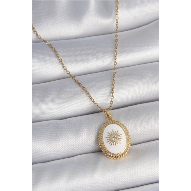 316L Çelik Gold Renk Zincir Beyaz Mineli Güneş İşlemeli Zirkon Taş Detaylı Madalyon Model Kadın Kolye