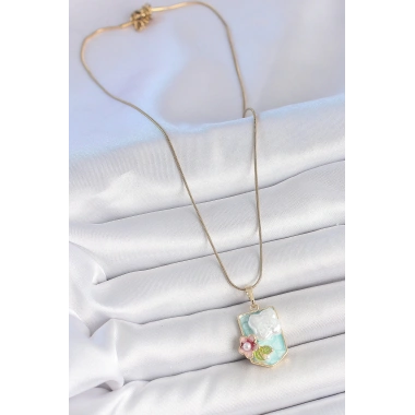 316L Çelik Gold Renk Zincir Mavi Mineli İncili Çiçek İşlemeli Portre Model Kadın Kolye