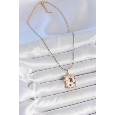 316L Çelik Gold Renk Zincir Pembe Mineli Çiçek İşlemli İnci Detay Portre Model Kadın Kolye