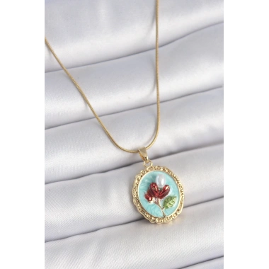 316L Çelik Gold Renk Zincir Turkuaz Mineli İncili Çiçek İşlemeli Portre Model Kadın Kolye