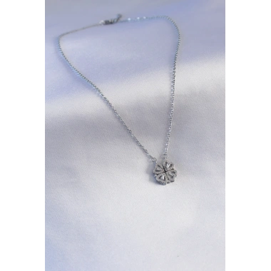 316L Çelik Gümüş Renk Açılır Yonca Model Kadın Kolye