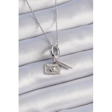 316L Çelik Gümüş Renk Kalp Detay Mektup Figür Charm Model Kadın Kolye