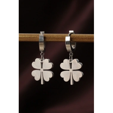 316L Çelik Gümüş Renk Yonca Küpe