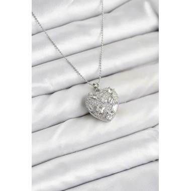 316L Çelik Zincir Gümüş Zirkon Taşlı Kalpli Kadın Kolye