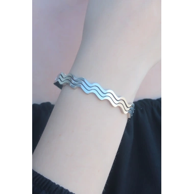 316L Kararmaz Çelik Gümüş Renk Dalga Model Kelepçe Kadın Bileklik