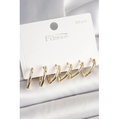 925 Ayar Gümüş Çivi Pirinç Gold Renk Üçgen Model Kadın Küpe Seti