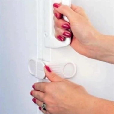 Bebek Çocuk Güvenlik Çekmece ve Dolap İçin Kendiliğinde Yapışkanlı Vidasız Köşe Kapak Kilidi (5468)