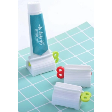 Çevirmeli Diş Macun Sıkacağı 1 Adet (5468)