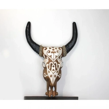 Duvara Asmalı Bufalo Kafası