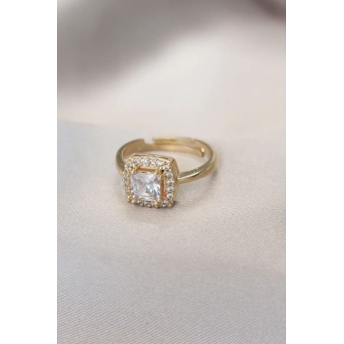 Gold Baget ve Zirkon Taşlı Kare Yüzük