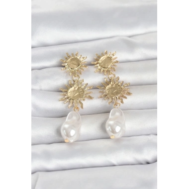 Gold Renk Pirinç Güneş Model Detaylı Kadın Küpe
