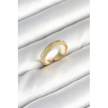 Gold Renk Şerit Zirkon Taşlı Kadın Yüzük