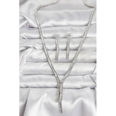 Gümüş Renk Baget Zirkon Taşlı Kadın Kolye Küpe Set