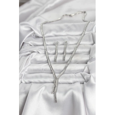 Gümüş Renk Baget Zirkon Taşlı Kadın Kolye Küpe Set