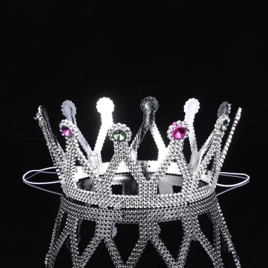 Gümüş Renk Çocuk Ve Yetişkin Uyumlu Kraliçe Tacı Prenses Tacı 8x25 Cm