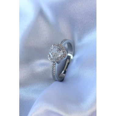 Gümüş Renk Kalp Zirkon Taşlı Charm Model Pirinç Kadın Yüzük