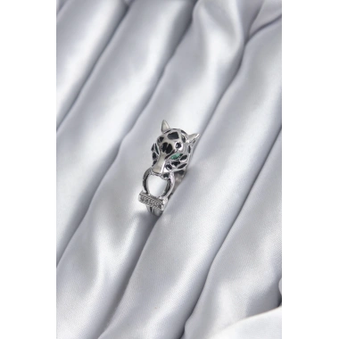 Gümüş Renk Kaplan Model Zirkon Taş Detay VİP Kadın Yüzük