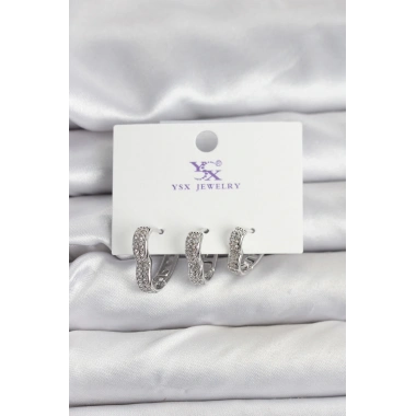 Gümüş Renk Pirinç Zirkon Taşlı Kalpli Kadın Küpe